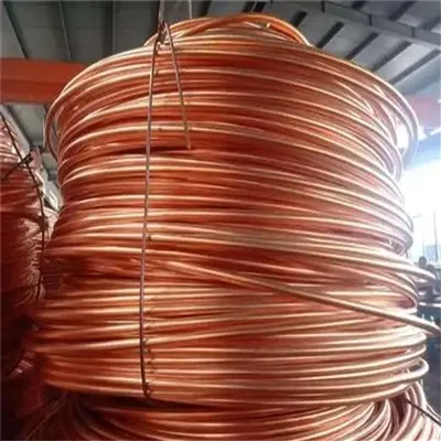 एएसटीएम बी280 एक प्रसिद्ध मानक है जिसका उपयोग रेफ्रिजरेशन और एयर कंडीशनिंग सिस्टम में प्रयुक्त कॉपर ट्यूबों के निर्माण के लिए किया जाता है। ये ट्यूब 99.9% शुद्ध तांबे से बनी हैं, जो उच्चतम स्तर की तापीय चालकता और संक्षारण प्रतिरोध सुनिश्चित करती है।